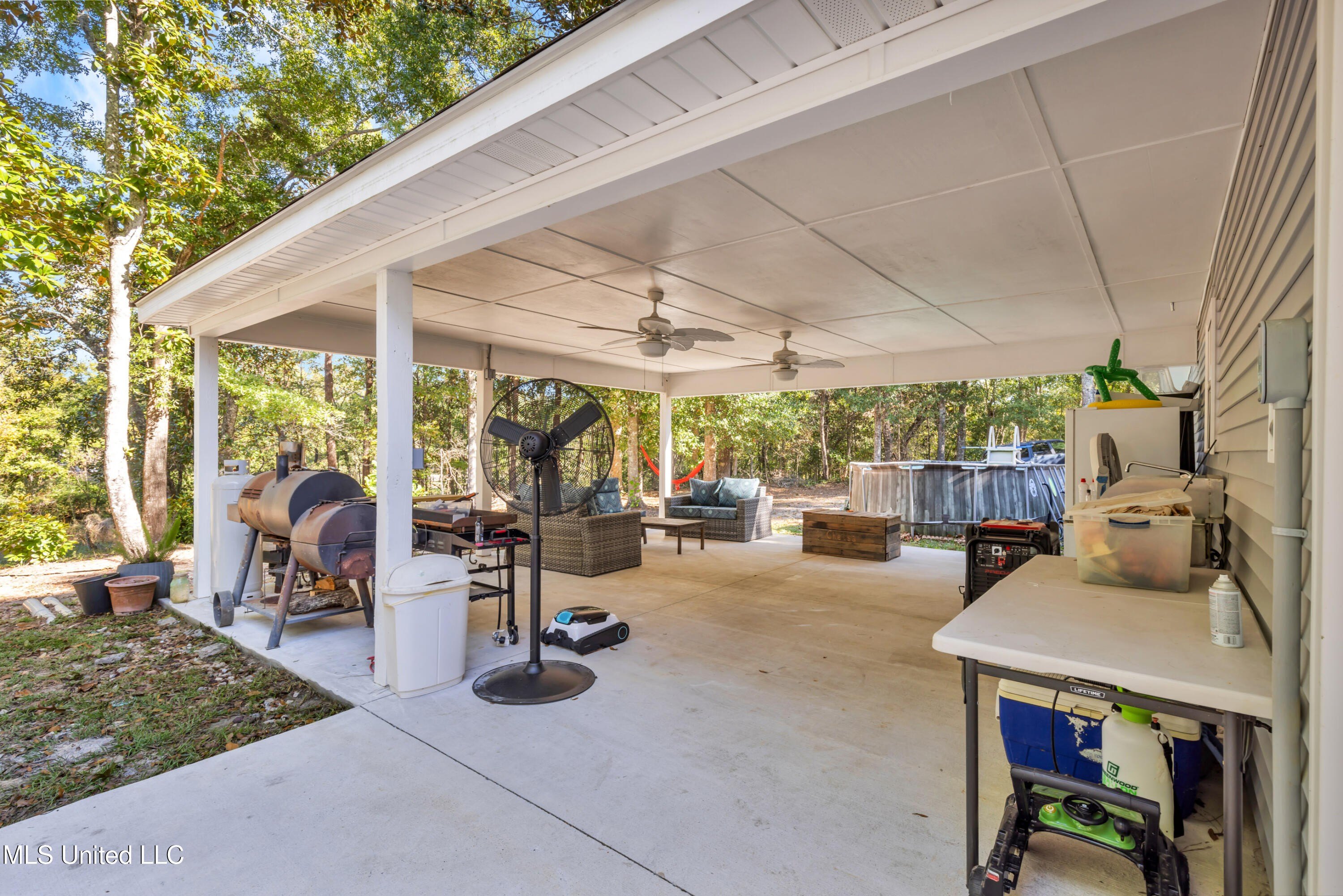 Gautier, Mississippi, 39553, United States, 4 Bedrooms Bedrooms, ,4 BathroomsBathrooms,Residential,For Sale,1989936