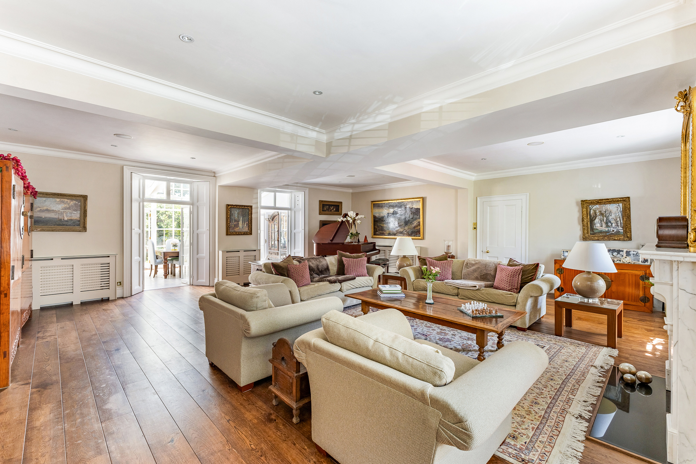  A Detached Victorian Family House with a Swimming Pool in Wimbledon Village - 物件實景