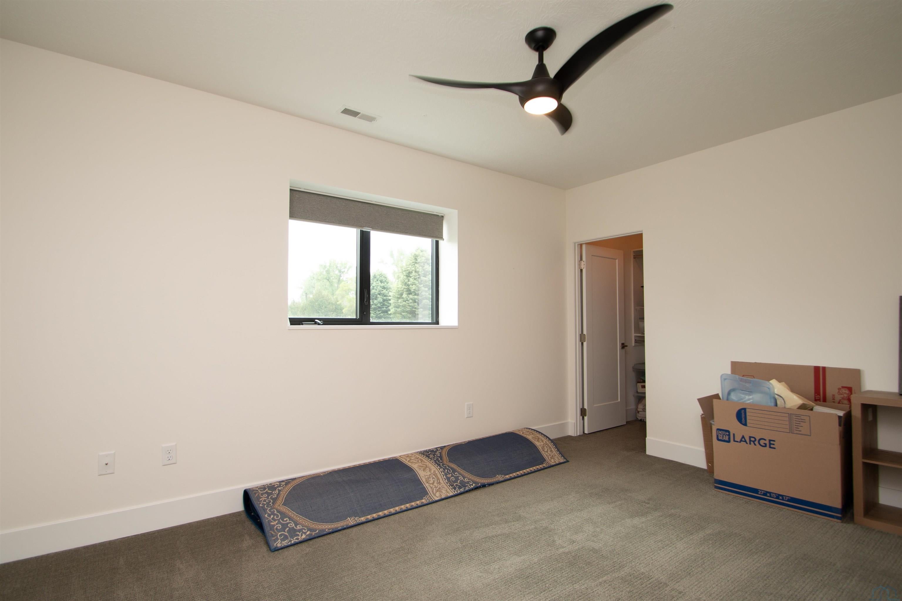 Jefferson, South Dakota, 57038, United States, 6 Bedrooms Bedrooms, ,3 BathroomsBathrooms,Residential,For Sale,1978978