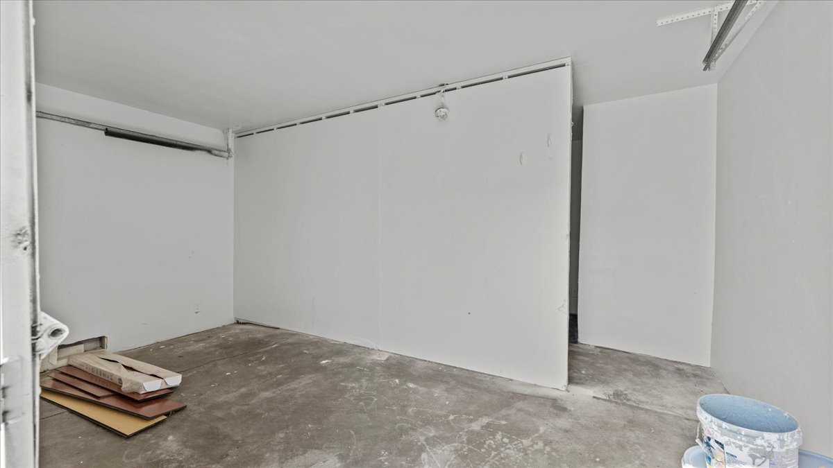 Compton, California, 90220, United States, 3 Bedrooms Bedrooms, ,2 BathroomsBathrooms,Residential,For Sale,1943002