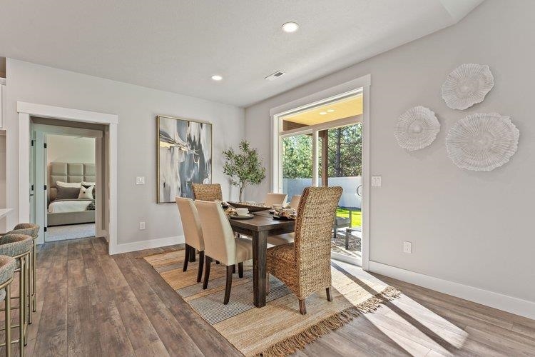 Colbert, Washington, 99005, United States, 4 Bedrooms Bedrooms, ,3 BathroomsBathrooms,Residential,For Sale,1890312