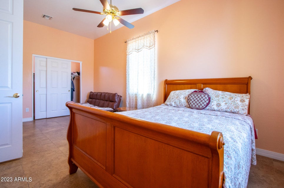 Witmann, Arizona, 85361, United States, 6 Bedrooms Bedrooms, ,3 BathroomsBathrooms,Residential,For Sale,1977429