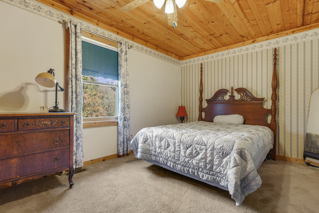 McHenry, Illinois, 60051, United States, 5 Bedrooms Bedrooms, ,3 BathroomsBathrooms,Residential,For Sale,1975629