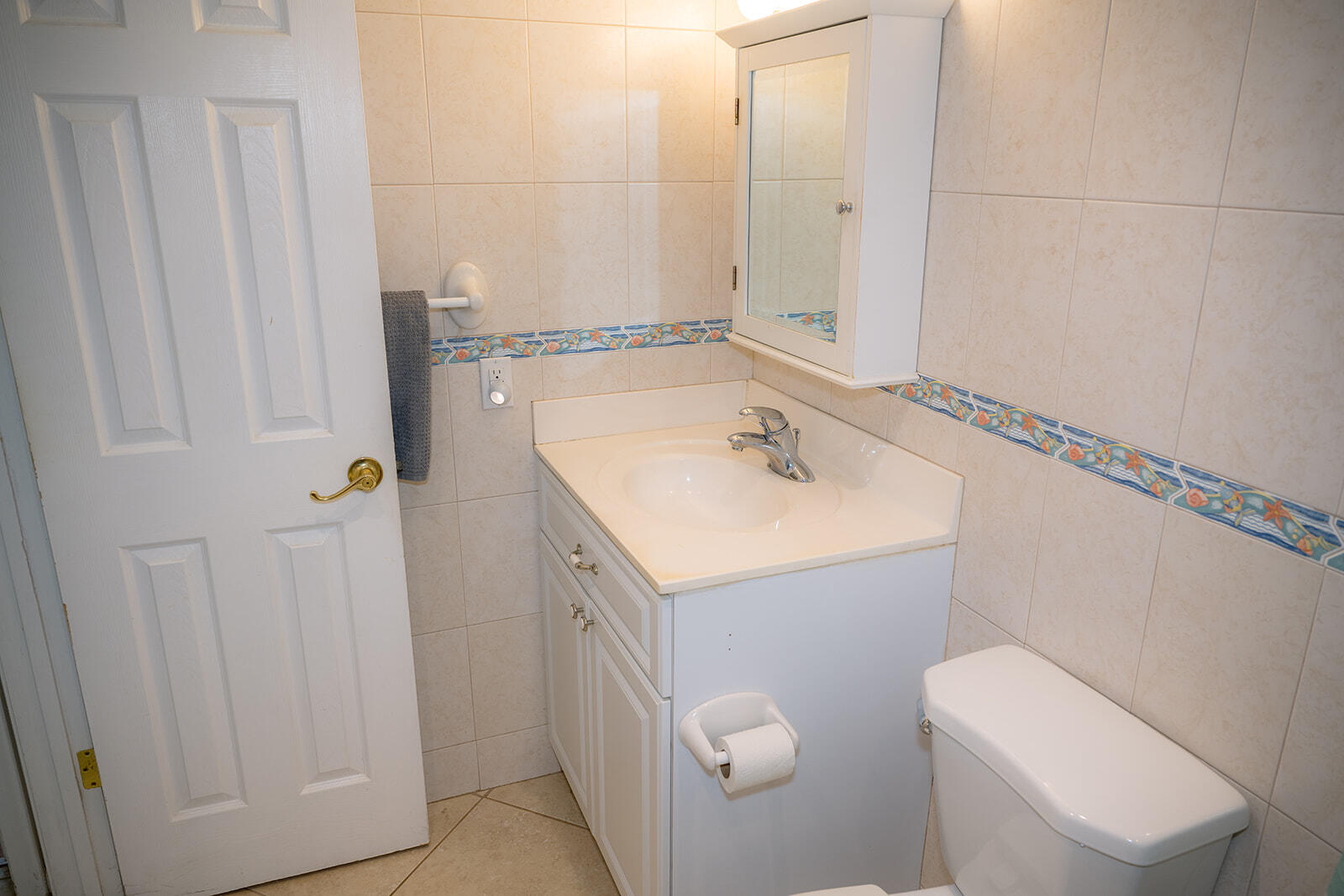 KEY LARGO, Florida, 33037, United States, 2 Bedrooms Bedrooms, ,2 BathroomsBathrooms,Residential,For Sale,1891316