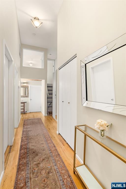 Weehawken, New Jersey, 07086, United States, 2 Bedrooms Bedrooms, ,2 BathroomsBathrooms,Residential,For Sale,1840362