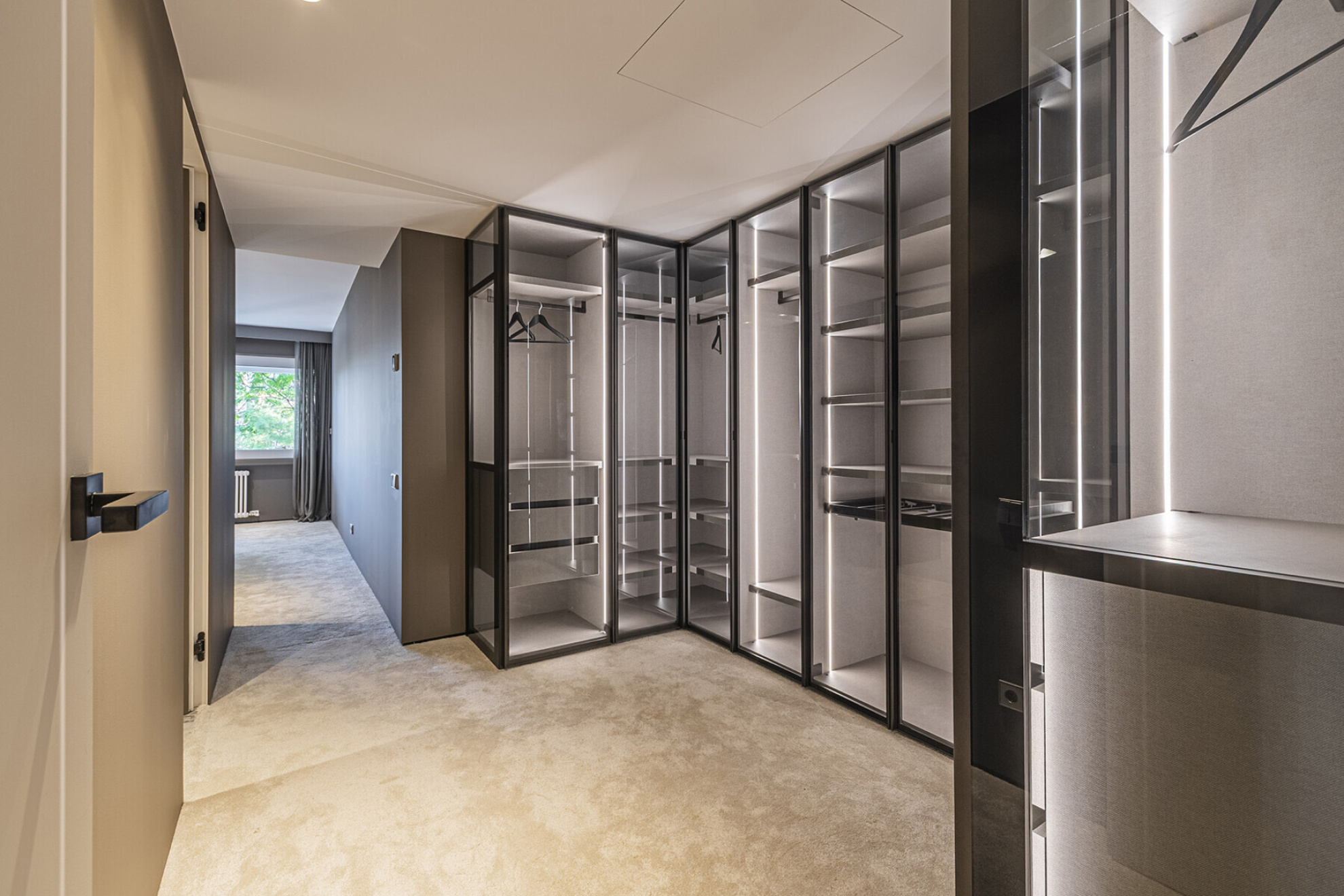  Luxurious Six-Bedroom Apartment in Exclusive Pedralbes Building - 物件實景