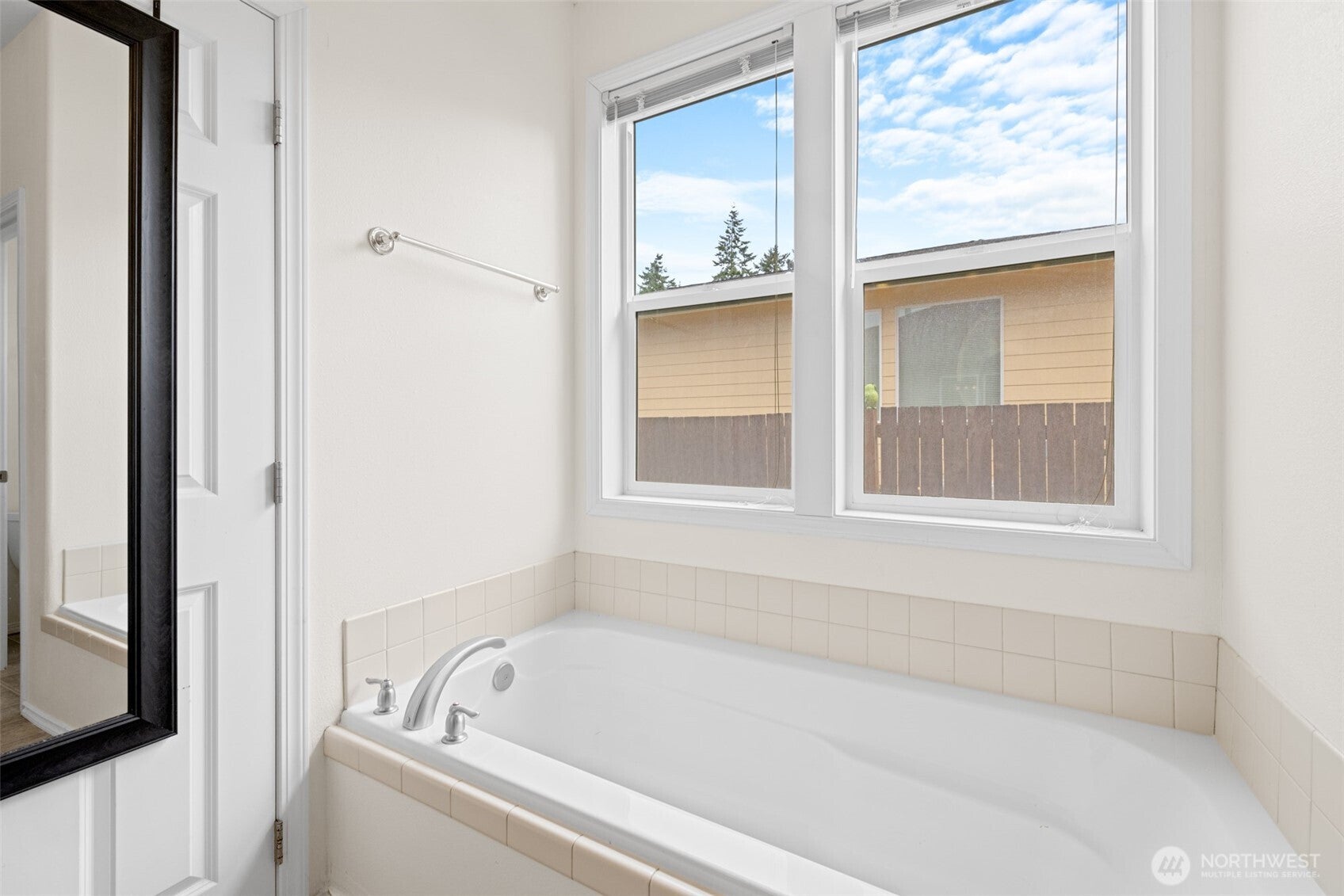 Port Angeles, Washington, 98363, United States, 3 Bedrooms Bedrooms, ,2 BathroomsBathrooms,Residential,For Sale,1982168