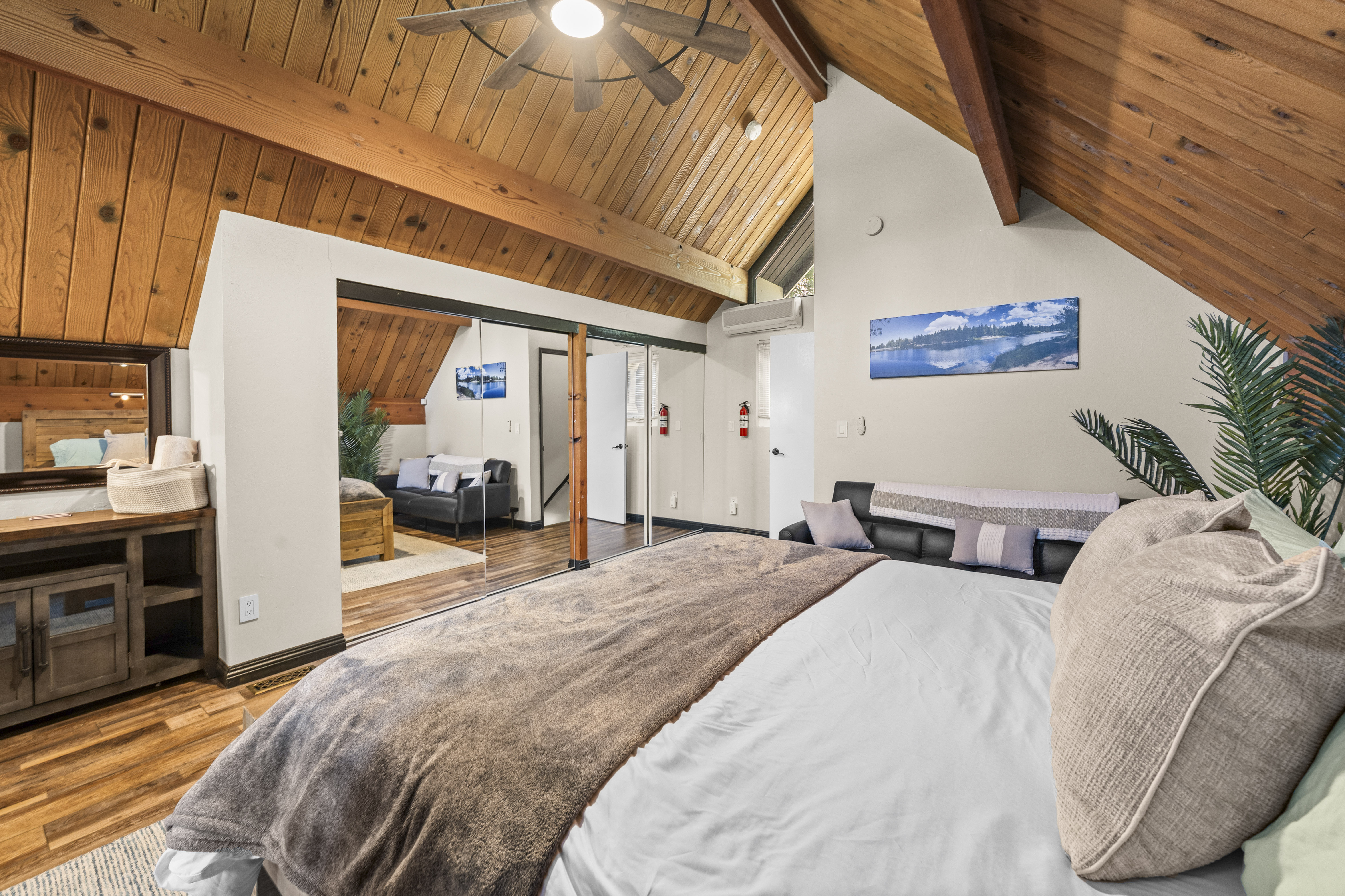  30942 Old City Creek Road, Running Springs, CA 92382 - 物件實景