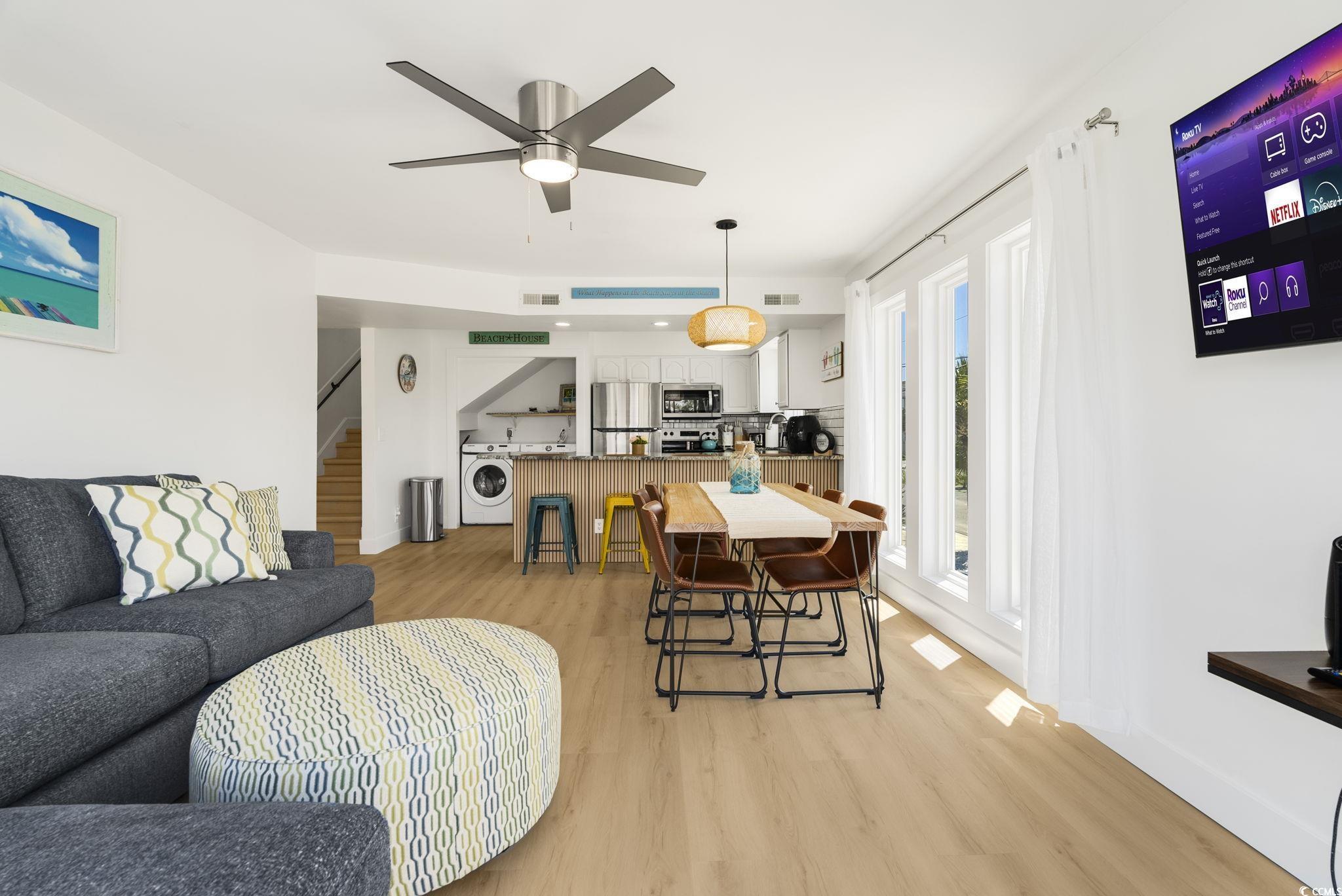 North Myrtle Beach, South Carolina, 29582, United States, 6 Bedrooms Bedrooms, ,4 BathroomsBathrooms,Residential,For Sale,1979698