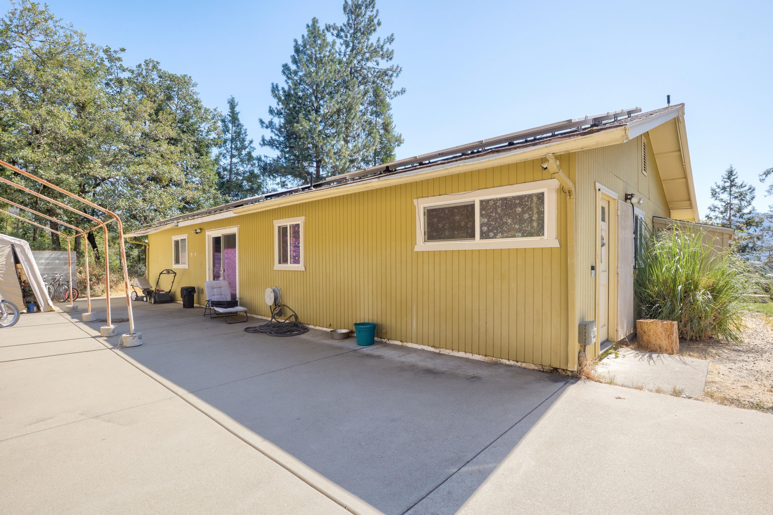 Williams, Oregon, 97544, United States, 3 Bedrooms Bedrooms, ,2 BathroomsBathrooms,Residential,For Sale,1983882