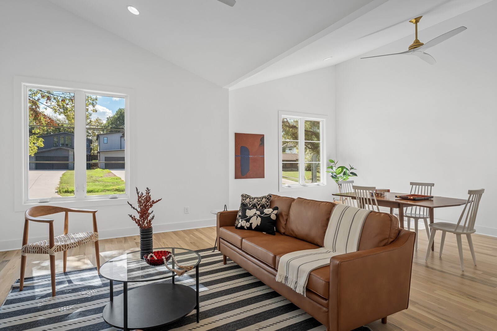 Nashville, Tennessee, 37206, United States, 4 Bedrooms Bedrooms, ,7 BathroomsBathrooms,Residential,For Sale,1989518