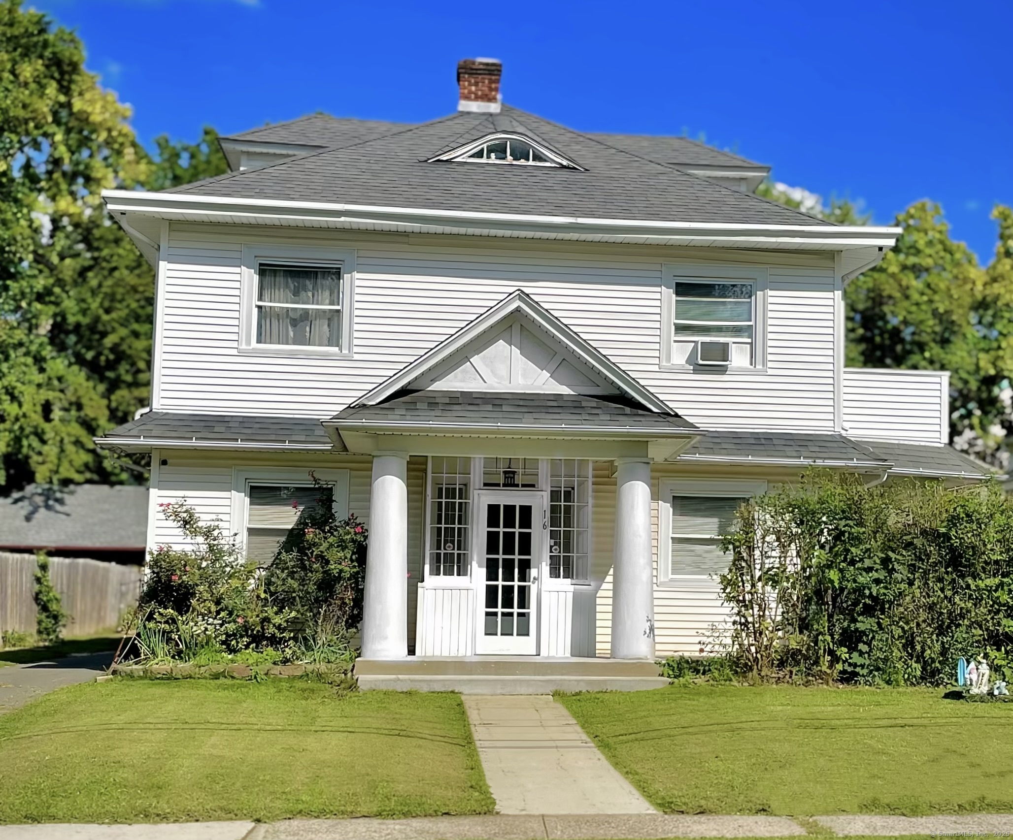 West Hartford, Connecticut, 06119, United States, 4 Bedrooms Bedrooms, ,4 BathroomsBathrooms,Residential,For Sale,1994657