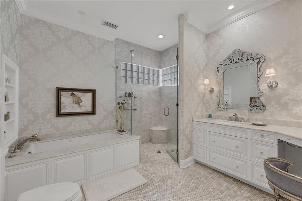 Sarasota, Florida, 34236, United States, 3 Bedrooms Bedrooms, ,3 BathroomsBathrooms,Residential,For Sale,1995531