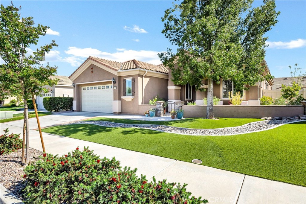 Hemet, California, 92545, United States, 2 Bedrooms Bedrooms, ,3 BathroomsBathrooms,Residential,For Sale,2034070