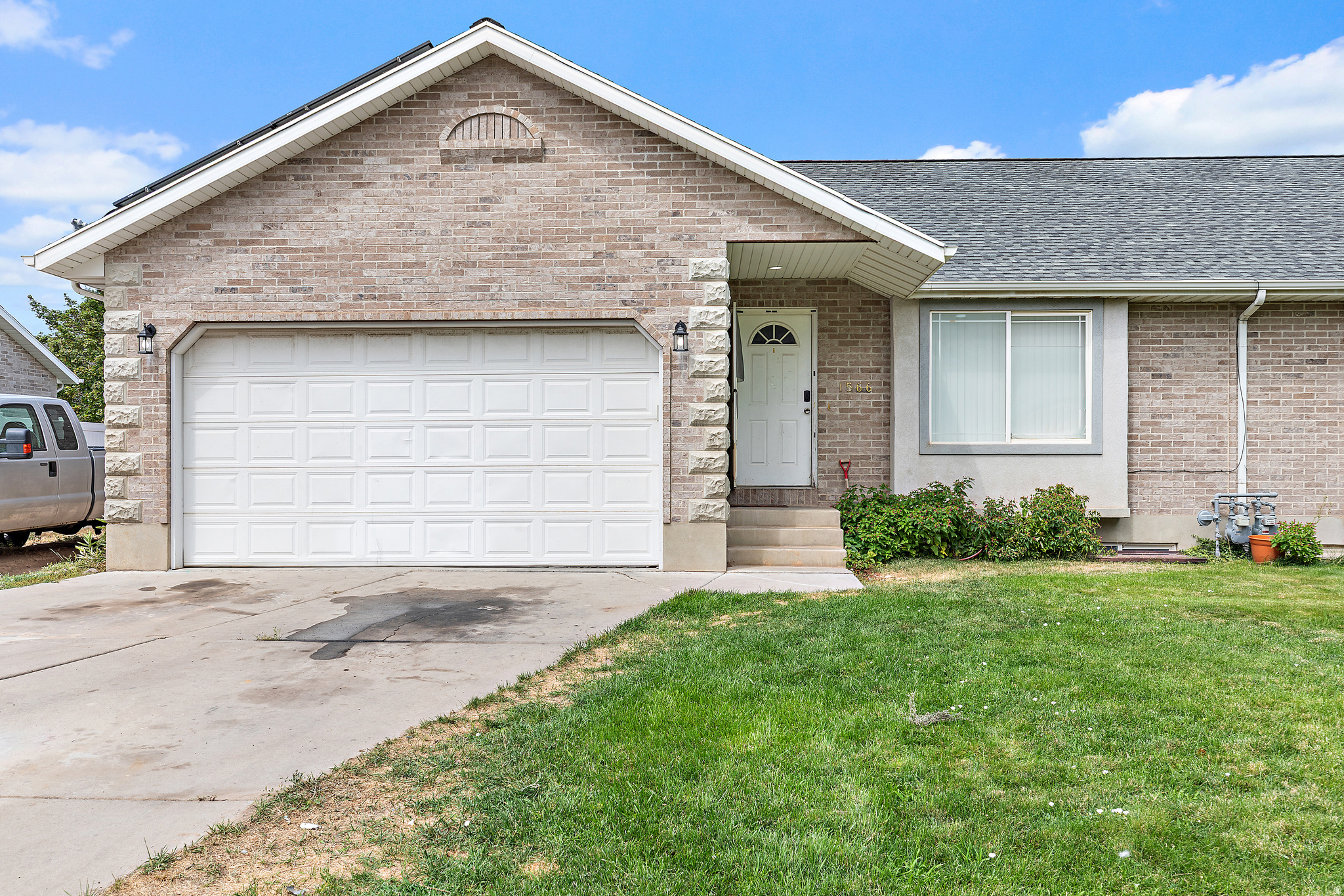 2000 , Spanish Fork, UT 84660