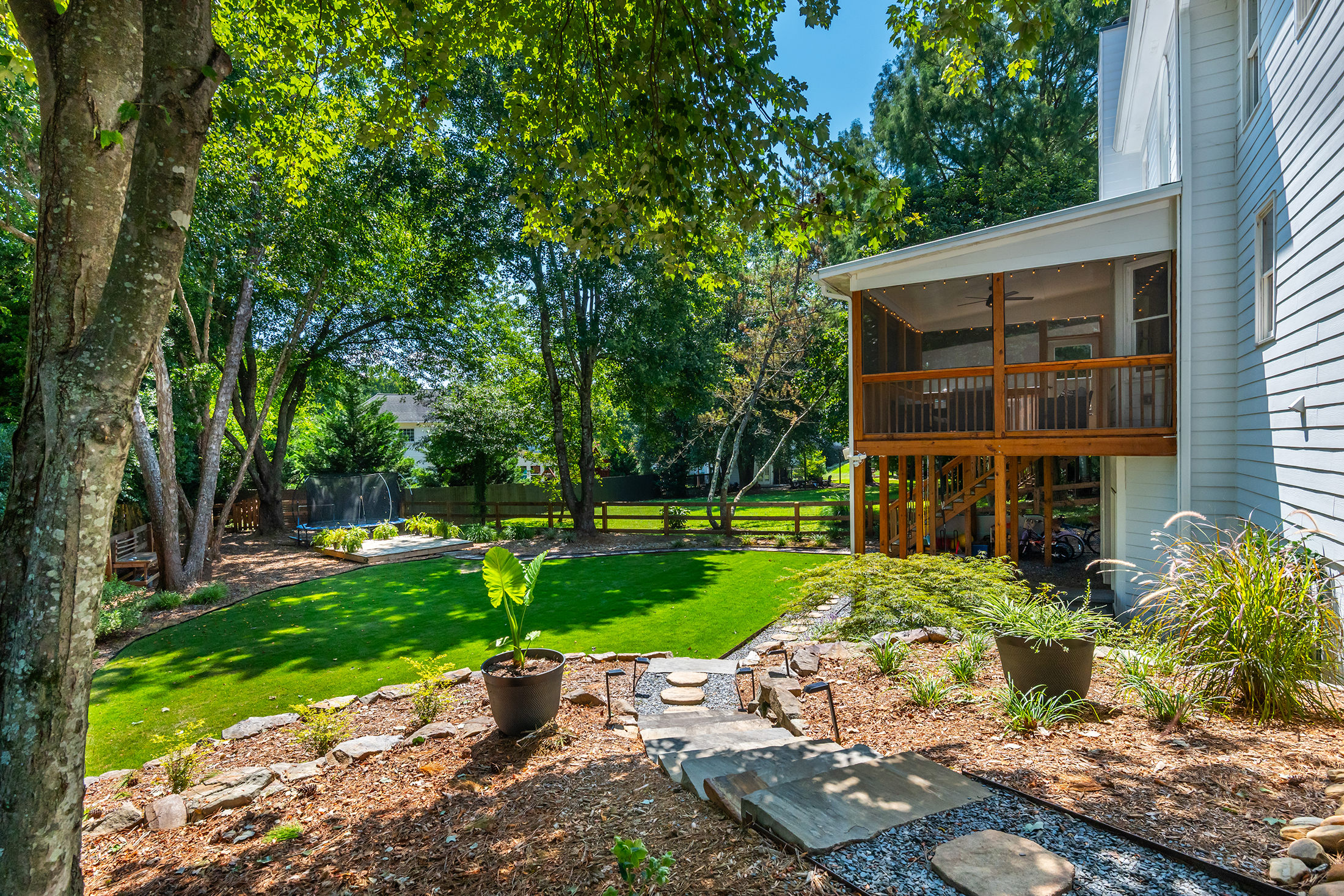  Timeless Charm Meets Effortless Everyday Living in the Heart of Alpharetta - 物件實景