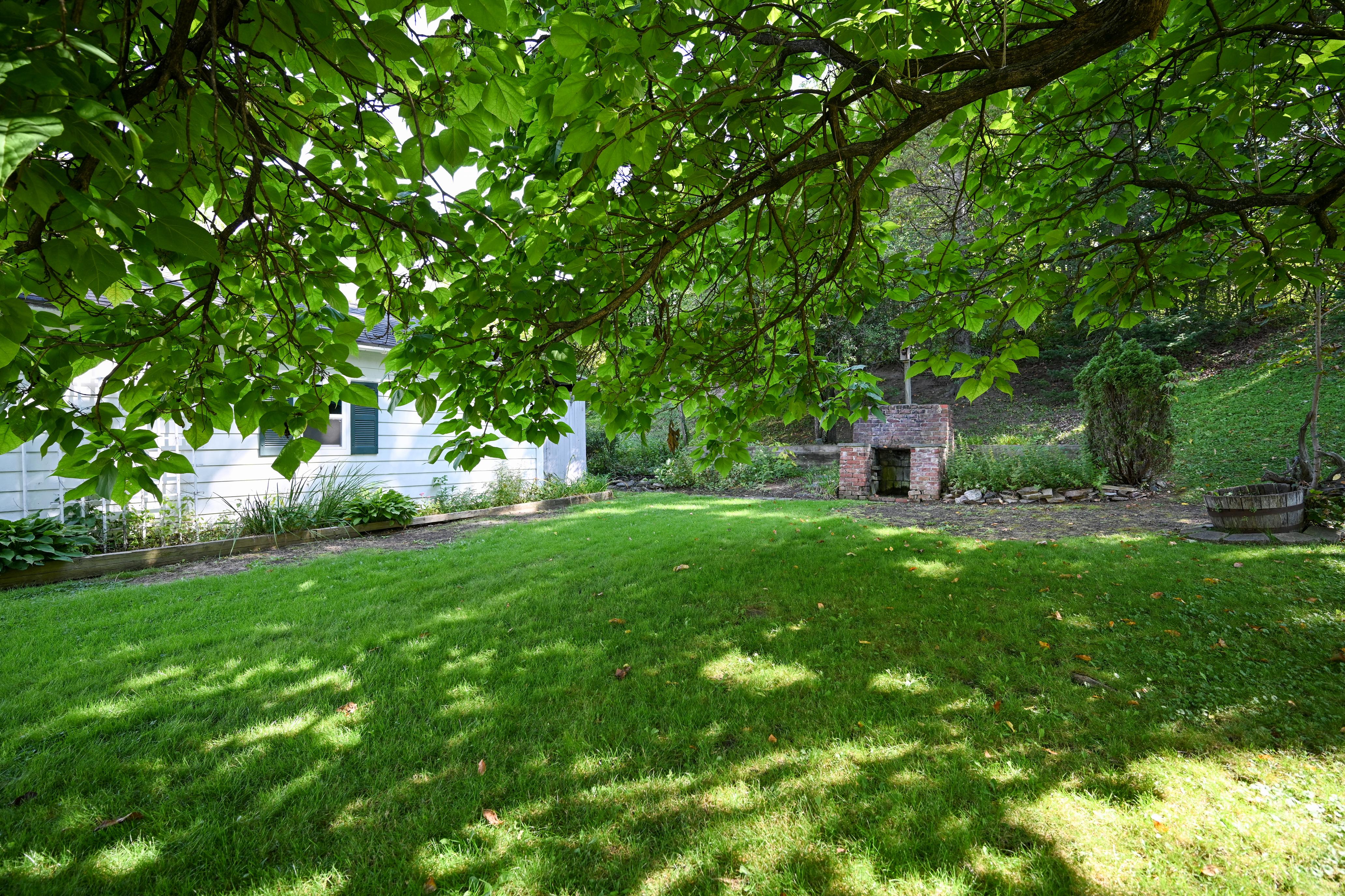  92 Champlain Avenue, Ticonderoga, NY, 12883 - 物件實景