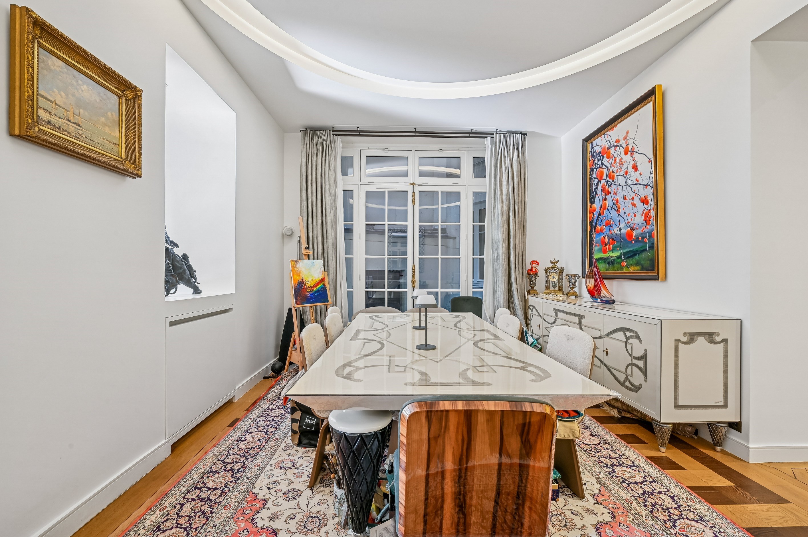  Avenue Foch — Exceptional Duplex Designed by Pierre Yovanovitch with Landscaped… - 物件實景