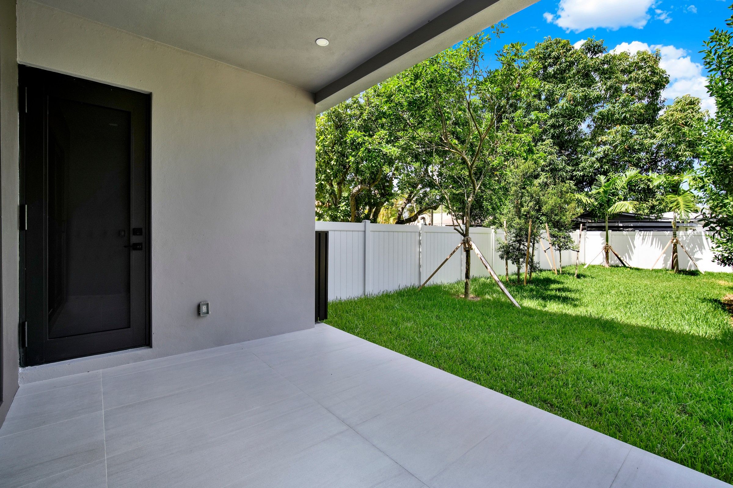  2889 Southwest 35th Avenue, Miami, FL 33133 - 物件實景