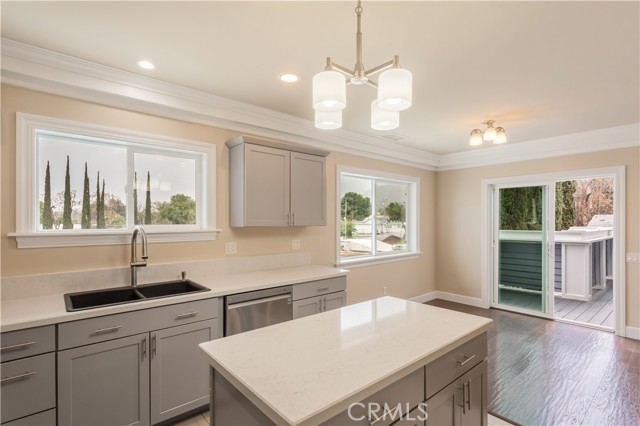 Lake Elsinore, California, 92530, United States, 4 Bedrooms Bedrooms, ,5 BathroomsBathrooms,Residential,For Sale,2008586