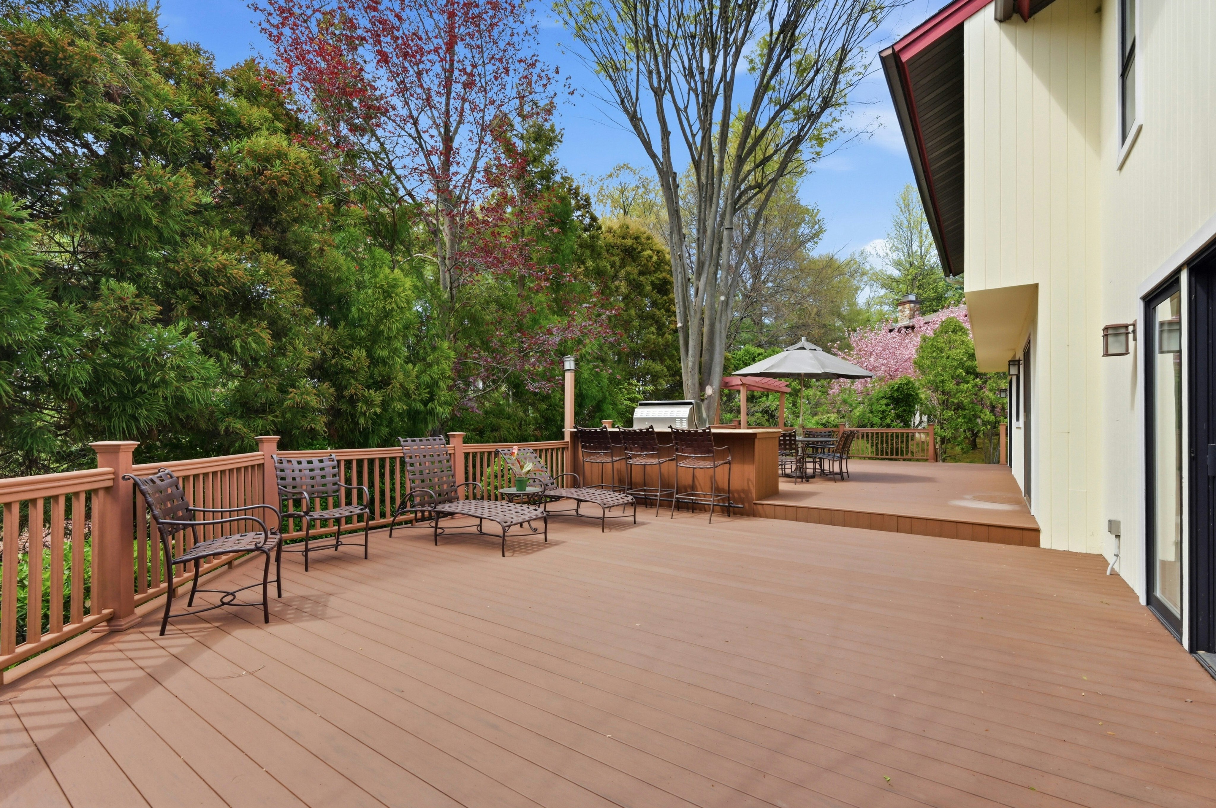  18 Aldgate Drive W, Manhasset, NY 11030 - 物件實景