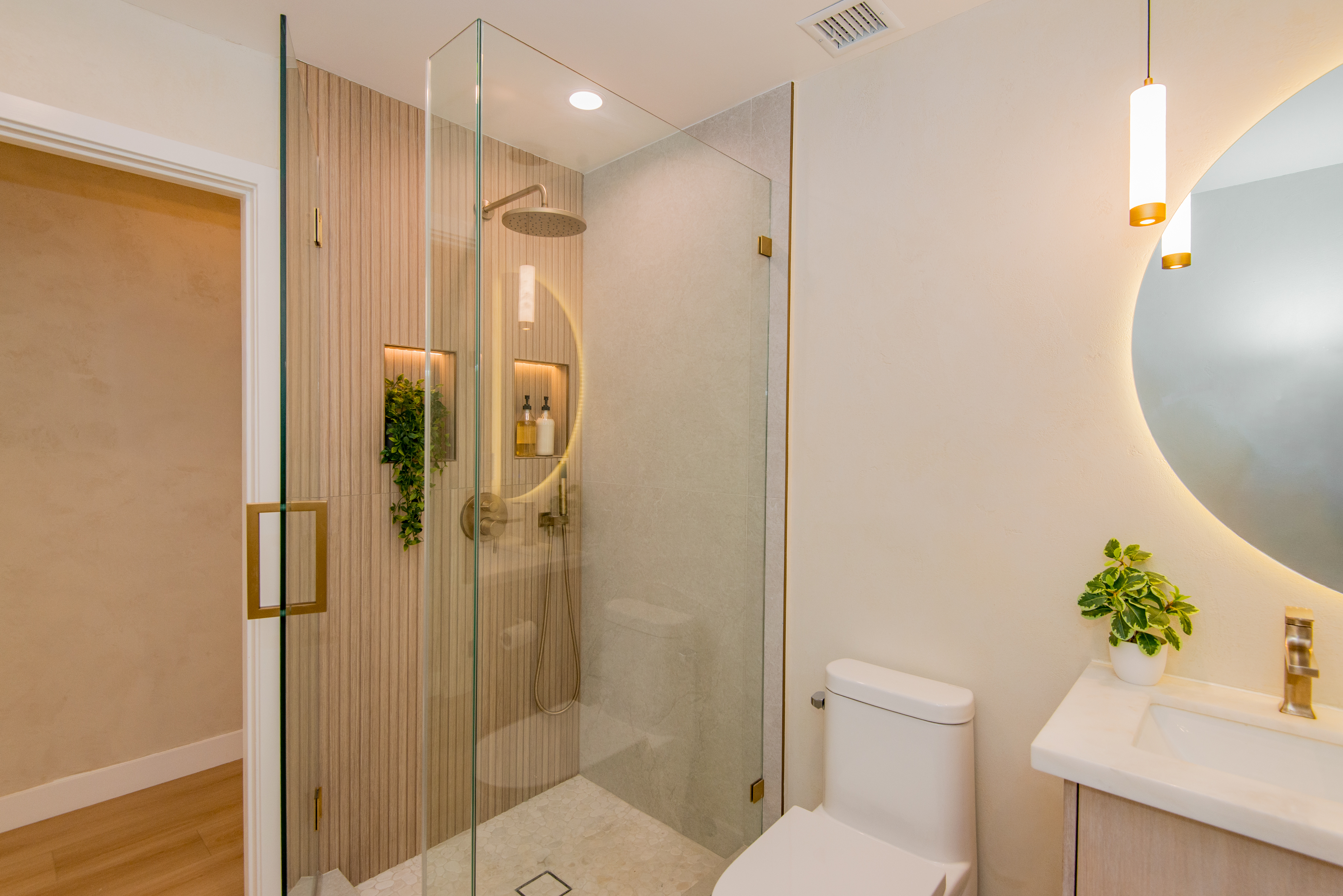  4211   Nogales Dr - 物件實景