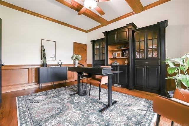 Tahlequah, Oklahoma, 74464, United States, 5 Bedrooms Bedrooms, ,5 BathroomsBathrooms,Residential,For Sale,1982771