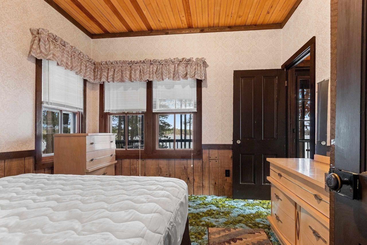 CLINTONVILLE, Wisconsin, 54929, United States, 3 Bedrooms Bedrooms, ,1 BathroomBathrooms,Residential,For Sale,1828359