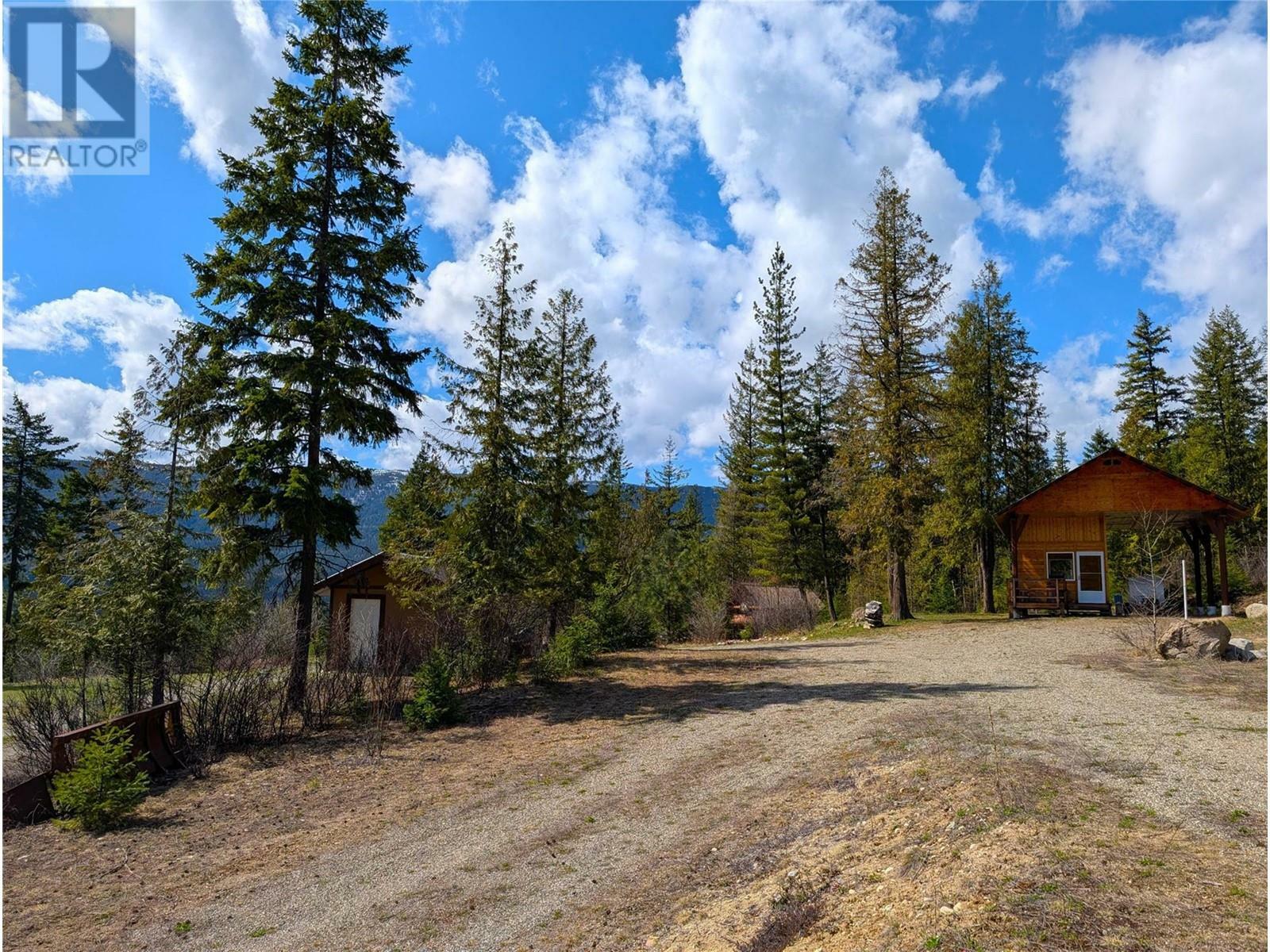 EDGEWOOD, British Columbia, V0G 1J0, CA, ,Residential,For Sale,1837300