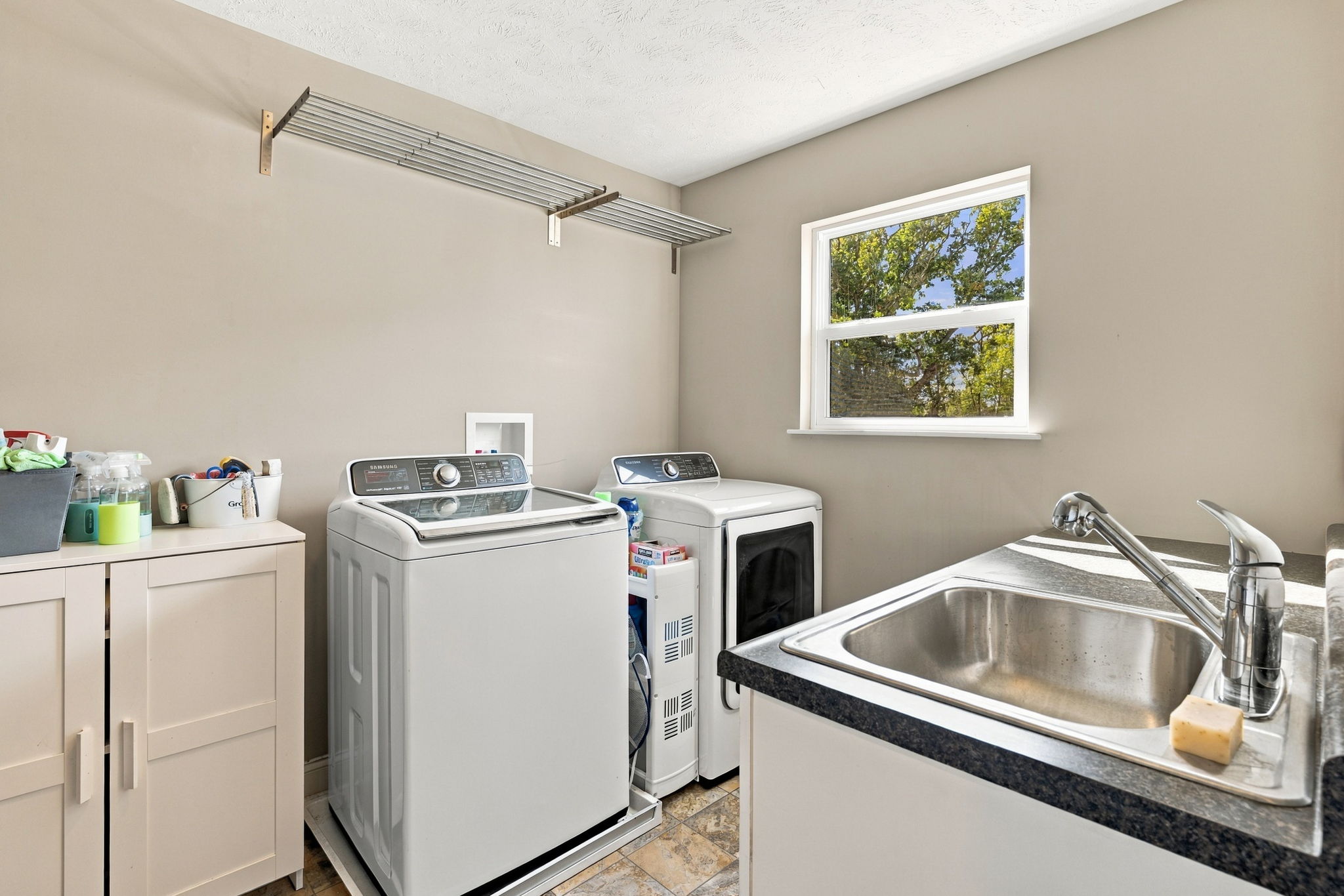 215 Horse Shoe Drive, Clinton, PA 15026 - 物件實景