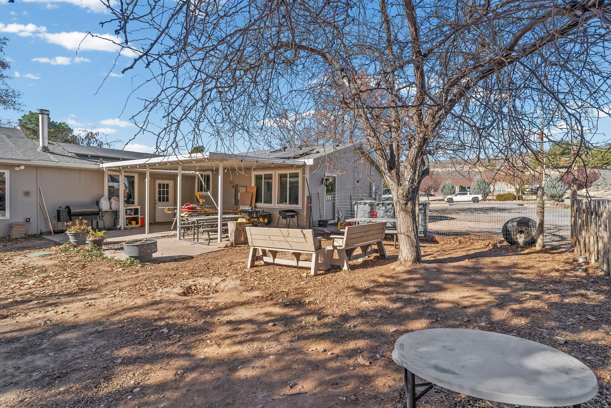 St George, Utah, 84770, United States, 6 Bedrooms Bedrooms, ,3 BathroomsBathrooms,Residential,For Sale,2005357