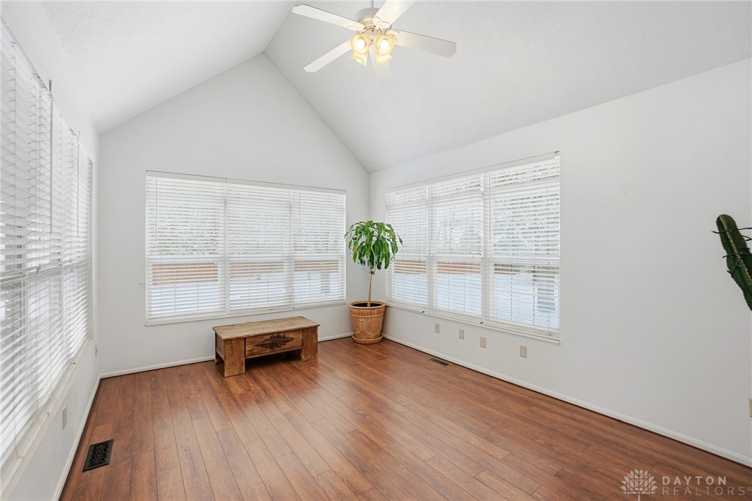 Washington Twp, Ohio, 45458, United States, 4 Bedrooms Bedrooms, ,4 BathroomsBathrooms,Residential,For Sale,2003269