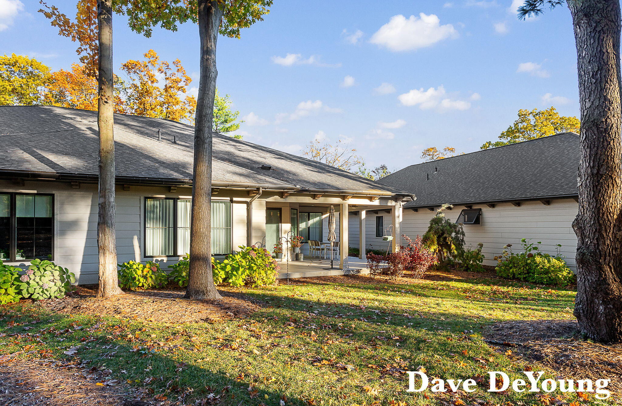 Holland, Michigan, 49424, United States, 3 Bedrooms Bedrooms, ,3 BathroomsBathrooms,Residential,For Sale,1986550