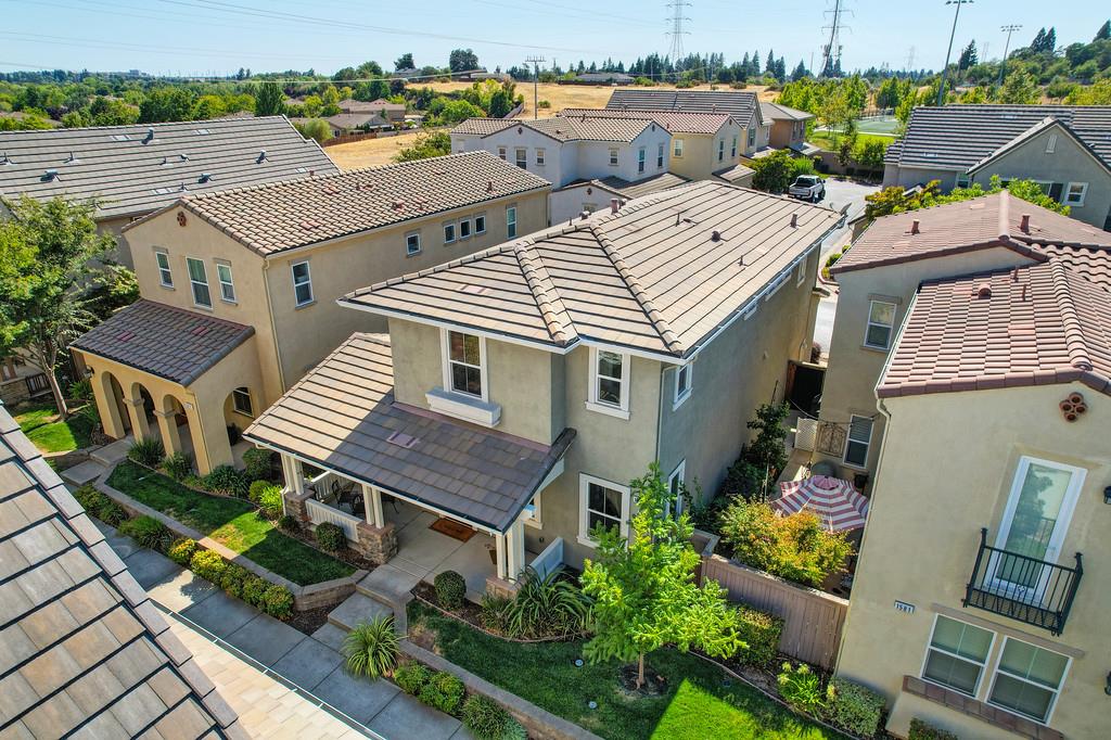 Folsom, California, 95630, United States, 2 Bedrooms Bedrooms, ,3 BathroomsBathrooms,Residential,For Sale,1917573