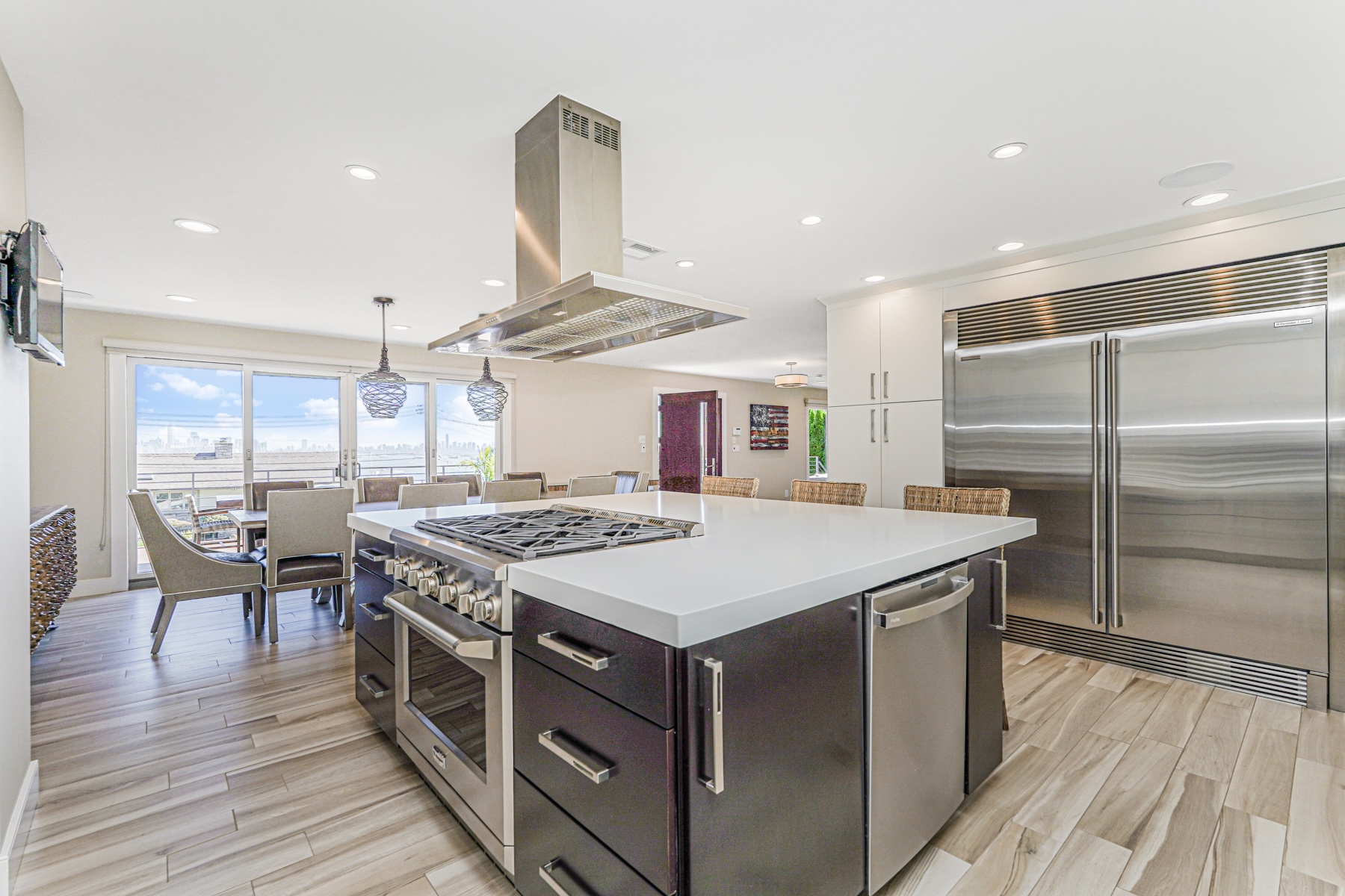 Staten Island, New York, 10304, United States, 4 Bedrooms Bedrooms, ,4 BathroomsBathrooms,Residential,For Sale,1949787