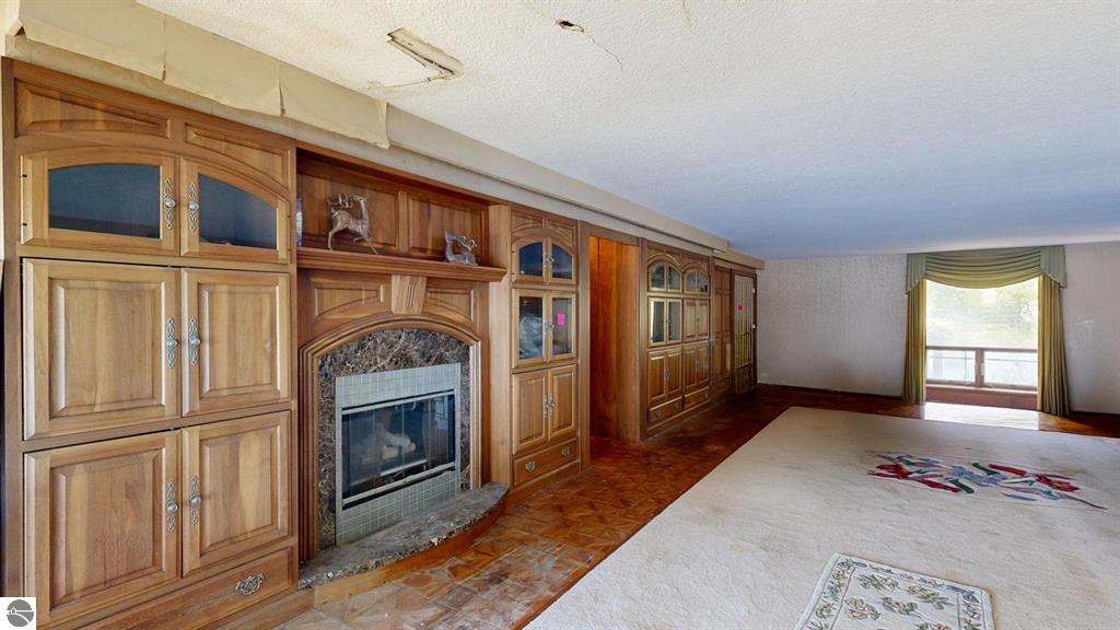 Lake Isabella, Michigan, 48893, United States, 3 Bedrooms Bedrooms, ,6 BathroomsBathrooms,Residential,For Sale,1903716