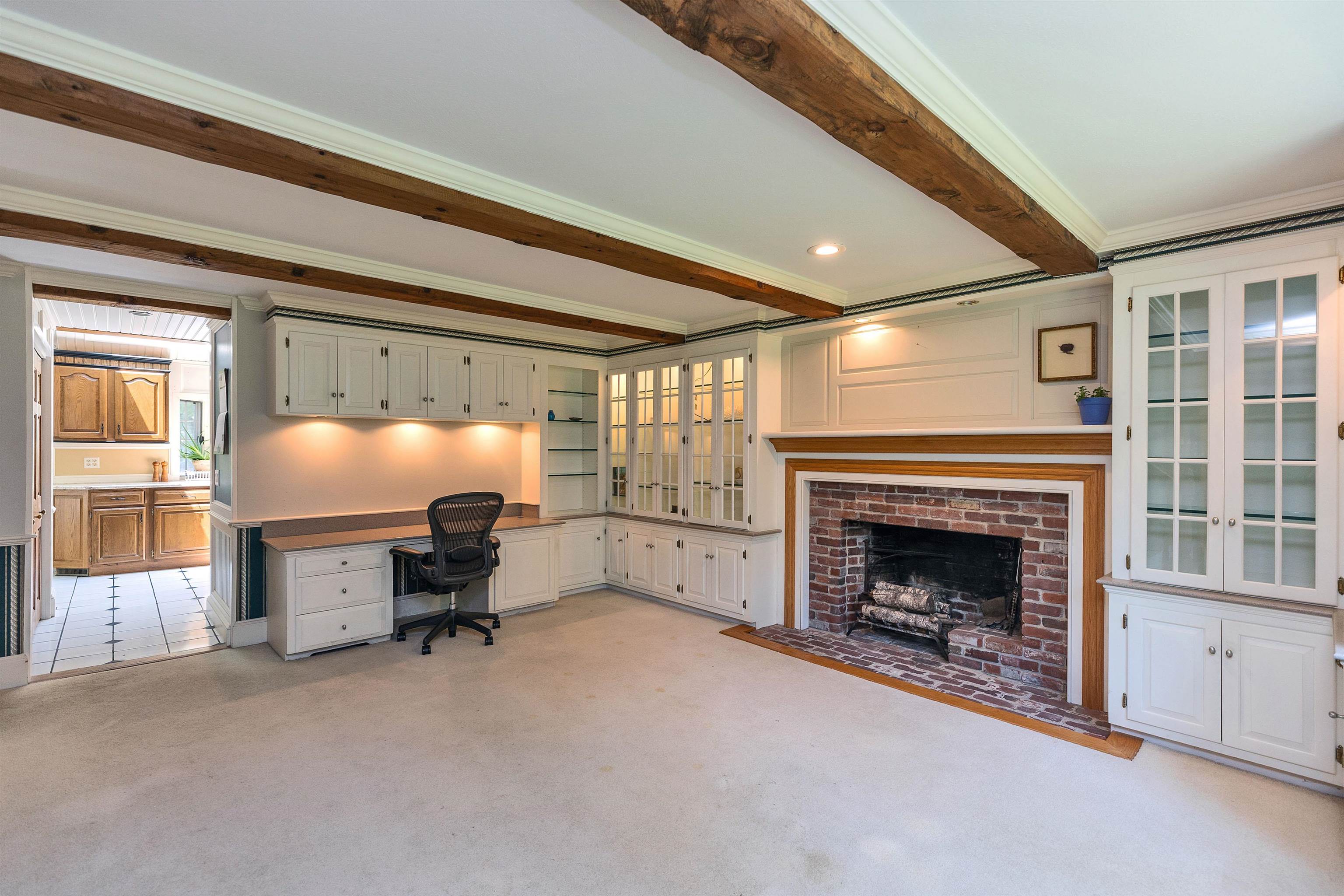 Mont Vernon, New Hampshire, 03057, United States, 3 Bedrooms Bedrooms, ,2 BathroomsBathrooms,Residential,For Sale,1868452
