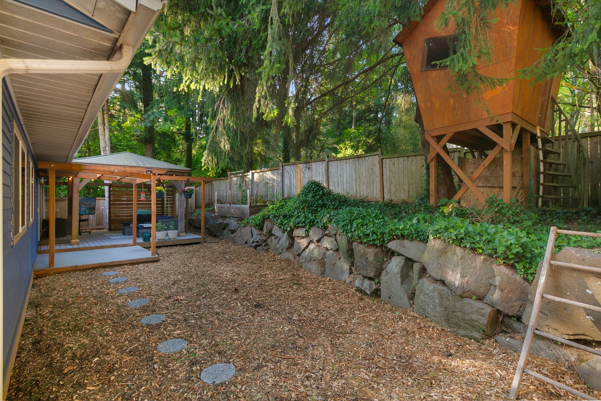  12116 NE 149th Street, Kirkland, WA 98034 - 物件實景