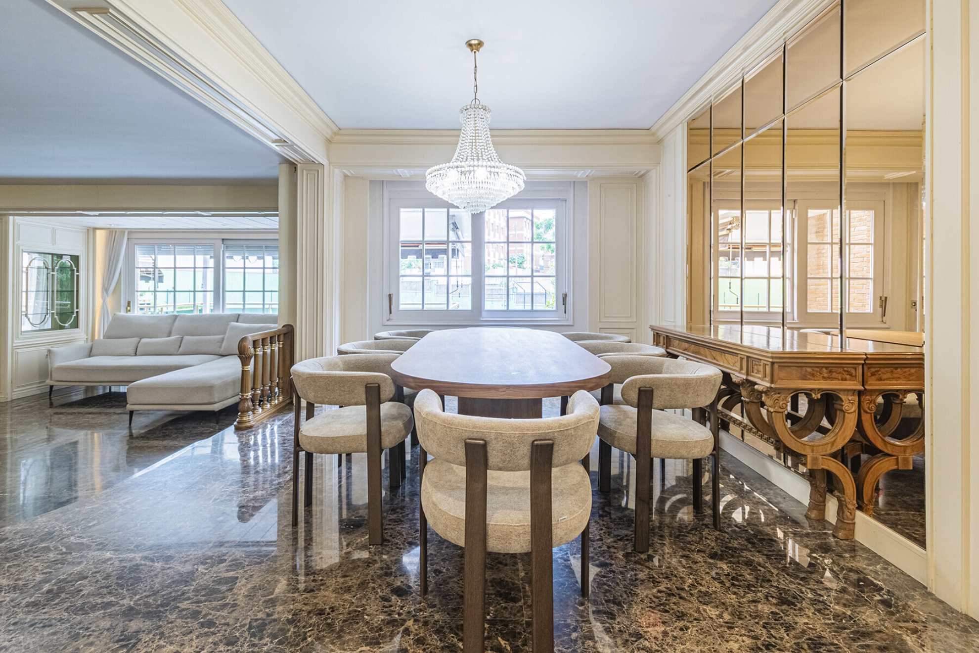  Exclusive apartment with a terrace in a prestigious gated community in Barcelona - 物件實景