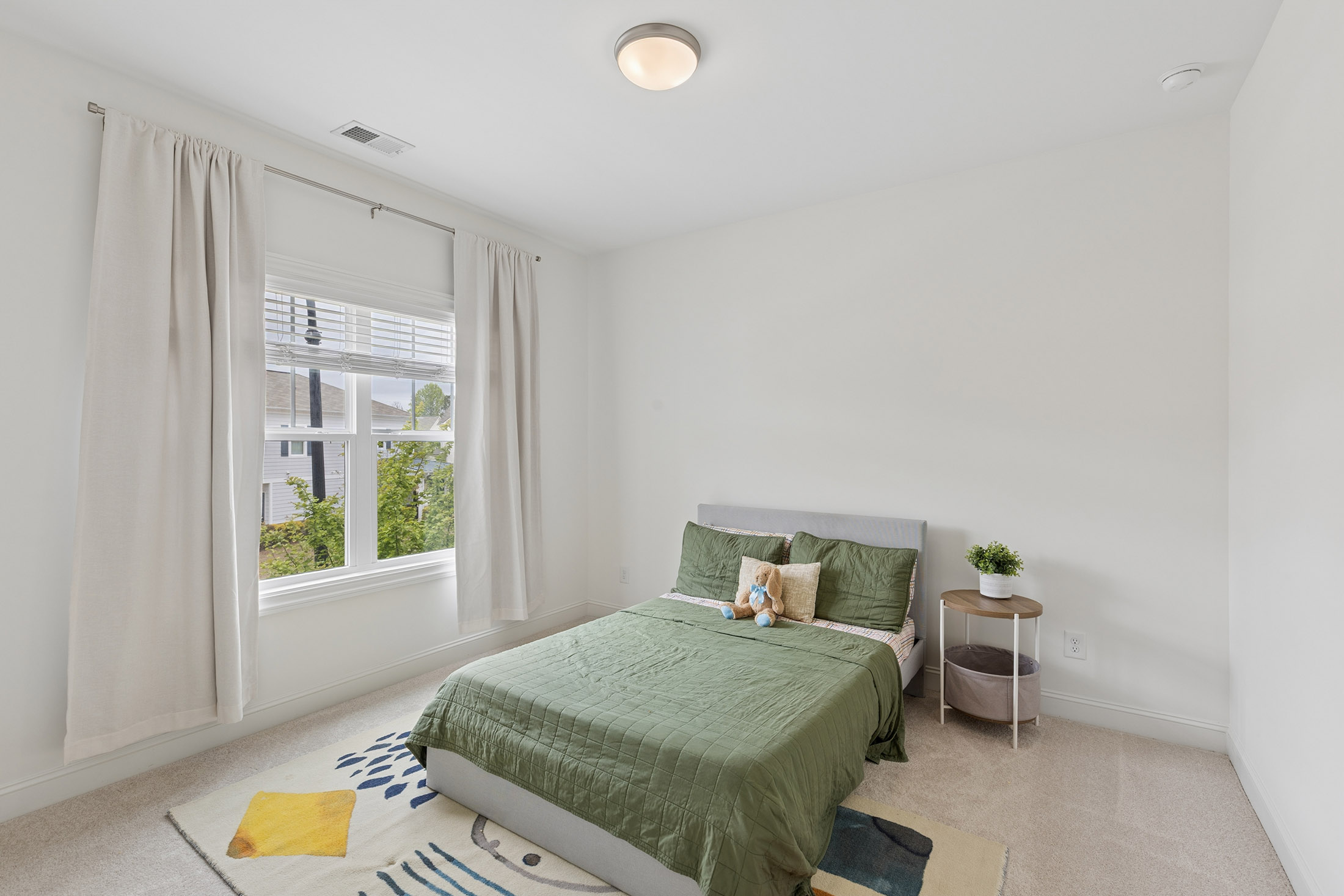  Freshly Updated and Move-in Ready Home in a Prime Westside Location - 物件實景