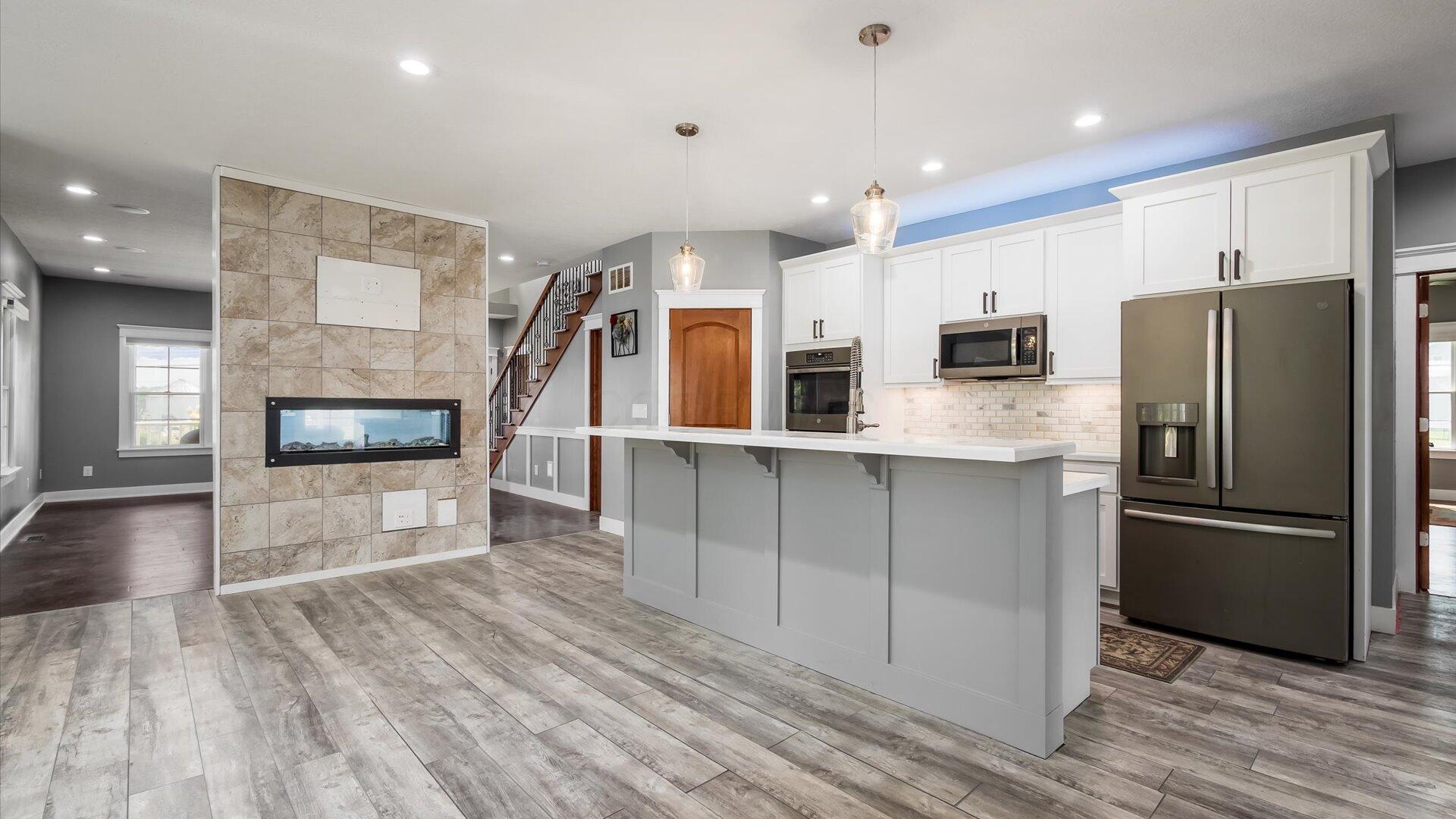 Mount Vernon, Ohio, 43050, United States, 4 Bedrooms Bedrooms, ,3 BathroomsBathrooms,Residential,For Sale,1977860