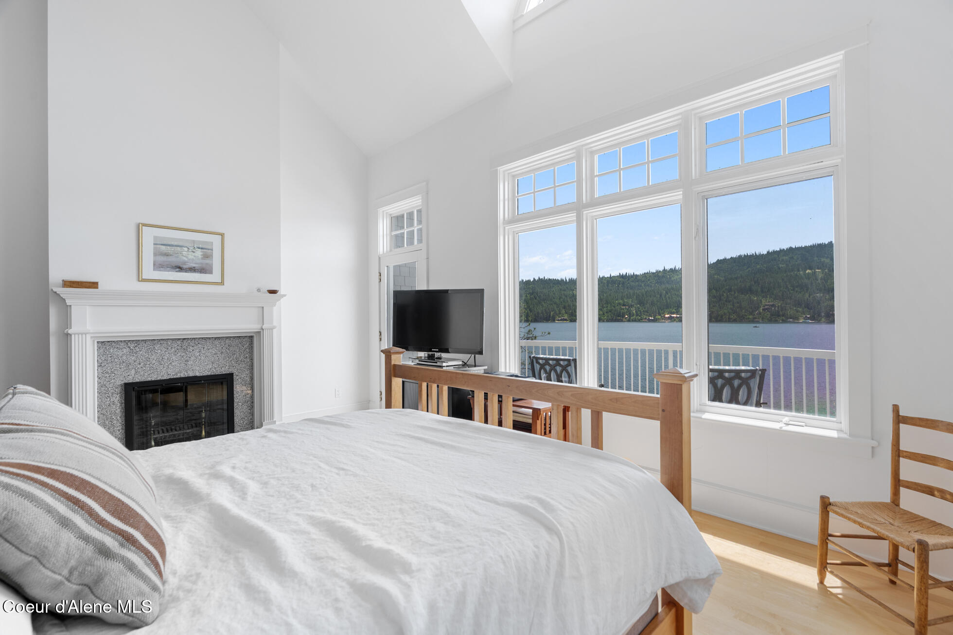 Coeur d'Alene, Idaho, 83814, United States, 4 Bedrooms Bedrooms, ,5 BathroomsBathrooms,Residential,For Sale,1864122