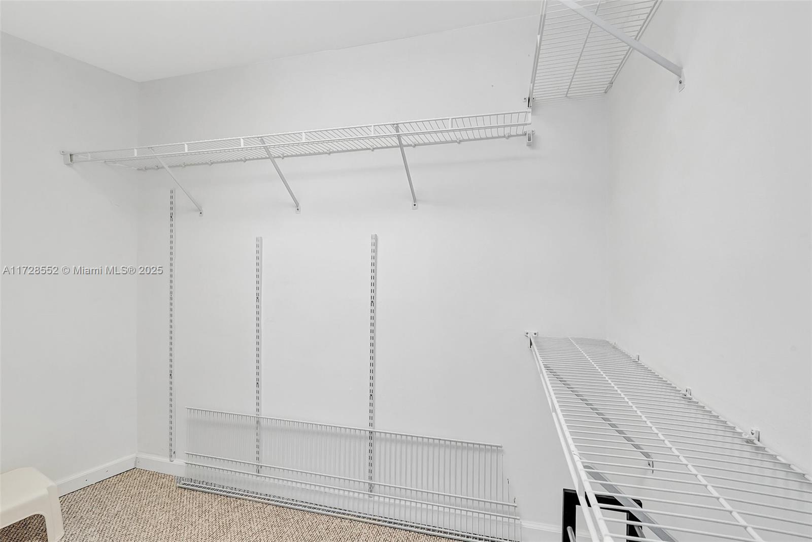 Aventura, Florida, 33180, United States, 2 Bedrooms Bedrooms, ,3 BathroomsBathrooms,Residential,For Sale,1690354