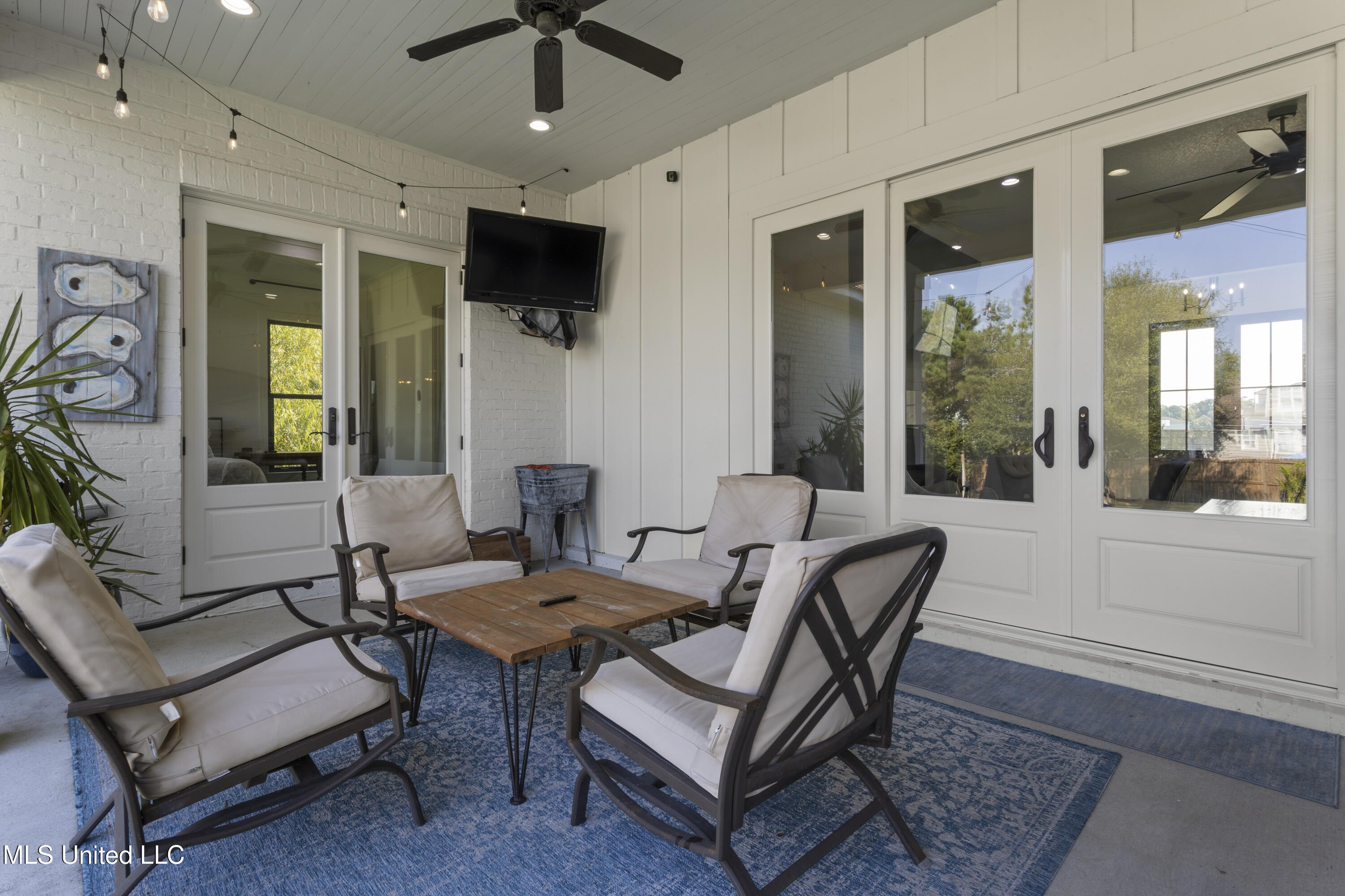 Biloxi, Mississippi, 39531, United States, 4 Bedrooms Bedrooms, ,4 BathroomsBathrooms,Residential,For Sale,1978703