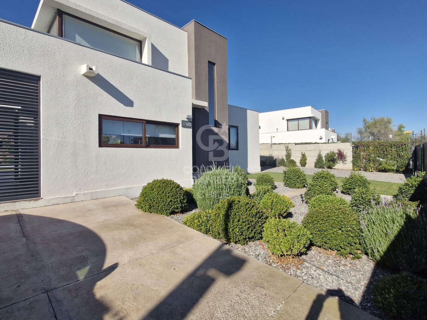Colina, Chile, 4 Bedrooms Bedrooms, ,3 BathroomsBathrooms,Residential,For Sale,1874460