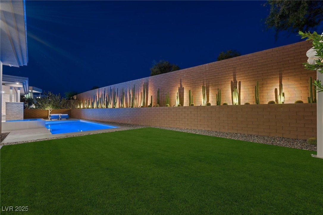 Las Vegas, Nevada, 89135, United States, 3 Bedrooms Bedrooms, ,4 BathroomsBathrooms,Residential,For Sale,1993363