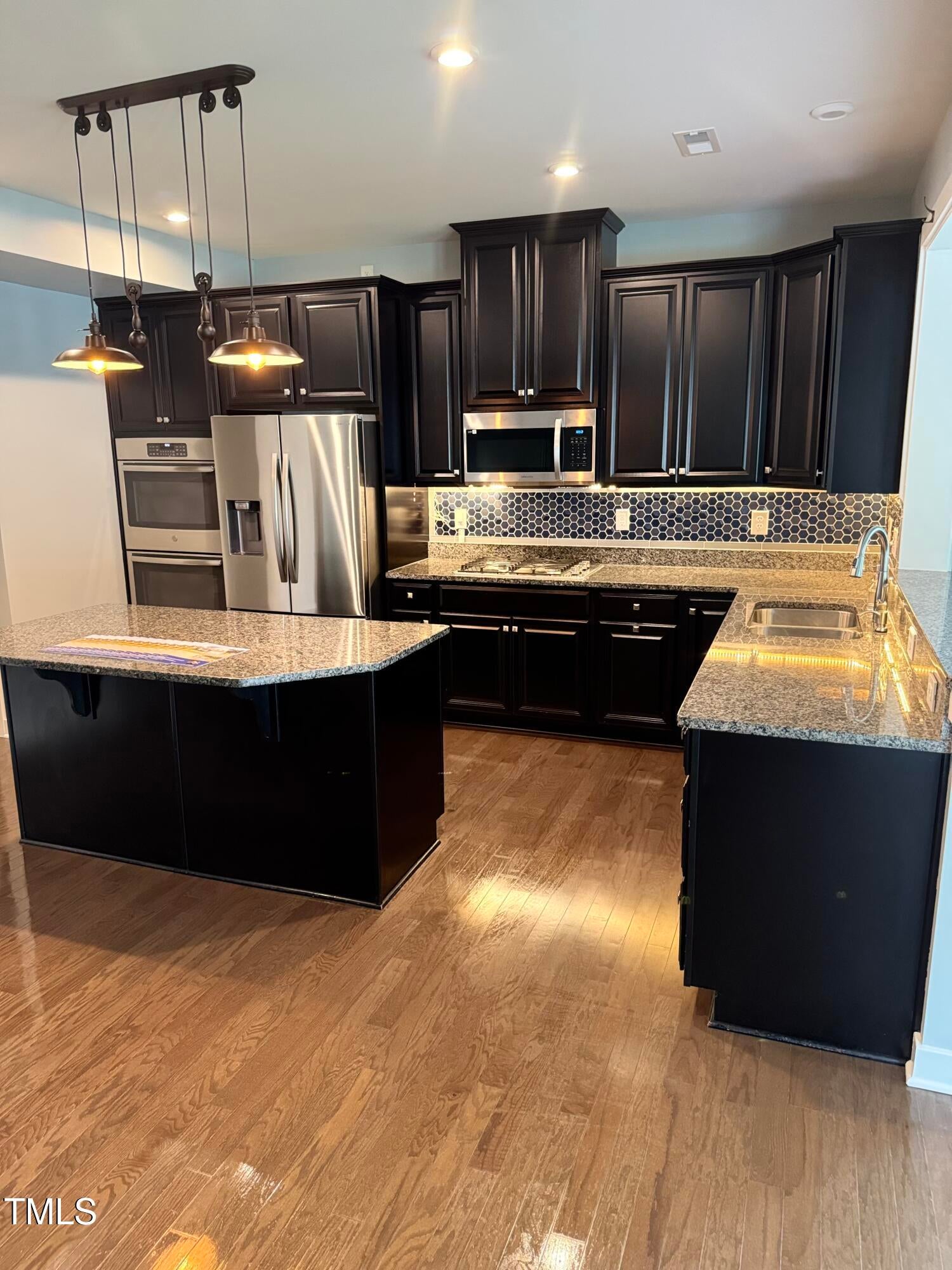 New Hill, North Carolina, 27562, United States, 4 Bedrooms Bedrooms, ,4 BathroomsBathrooms,Residential,For Sale,1906690