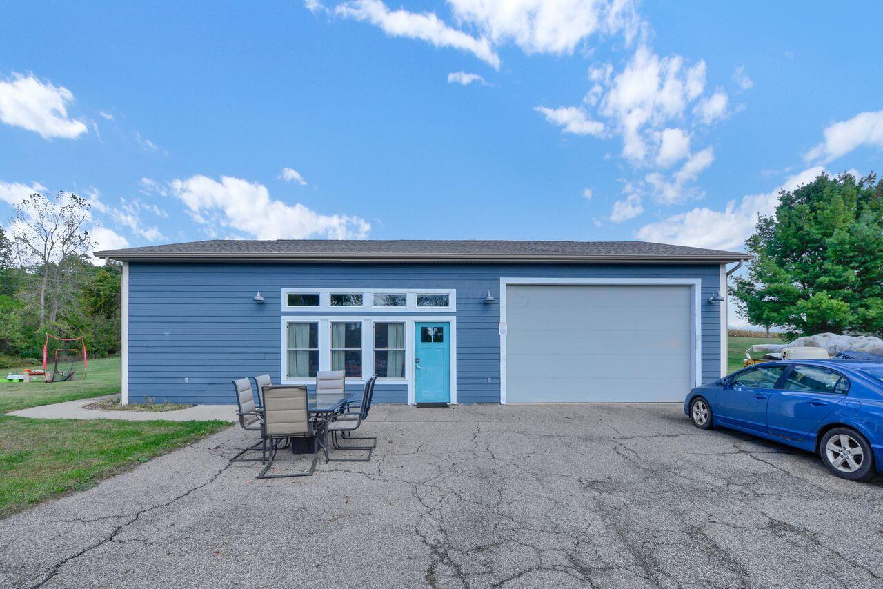 Granville, Ohio, 43023, United States, 5 Bedrooms Bedrooms, ,3 BathroomsBathrooms,Residential,For Sale,1970810