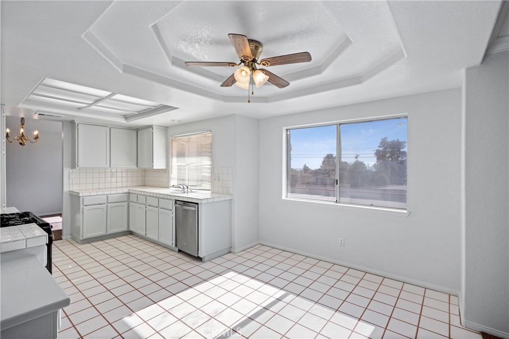 Yucaipa, California, 92399, United States, 4 Bedrooms Bedrooms, ,3 BathroomsBathrooms,Residential,For Sale,1882813