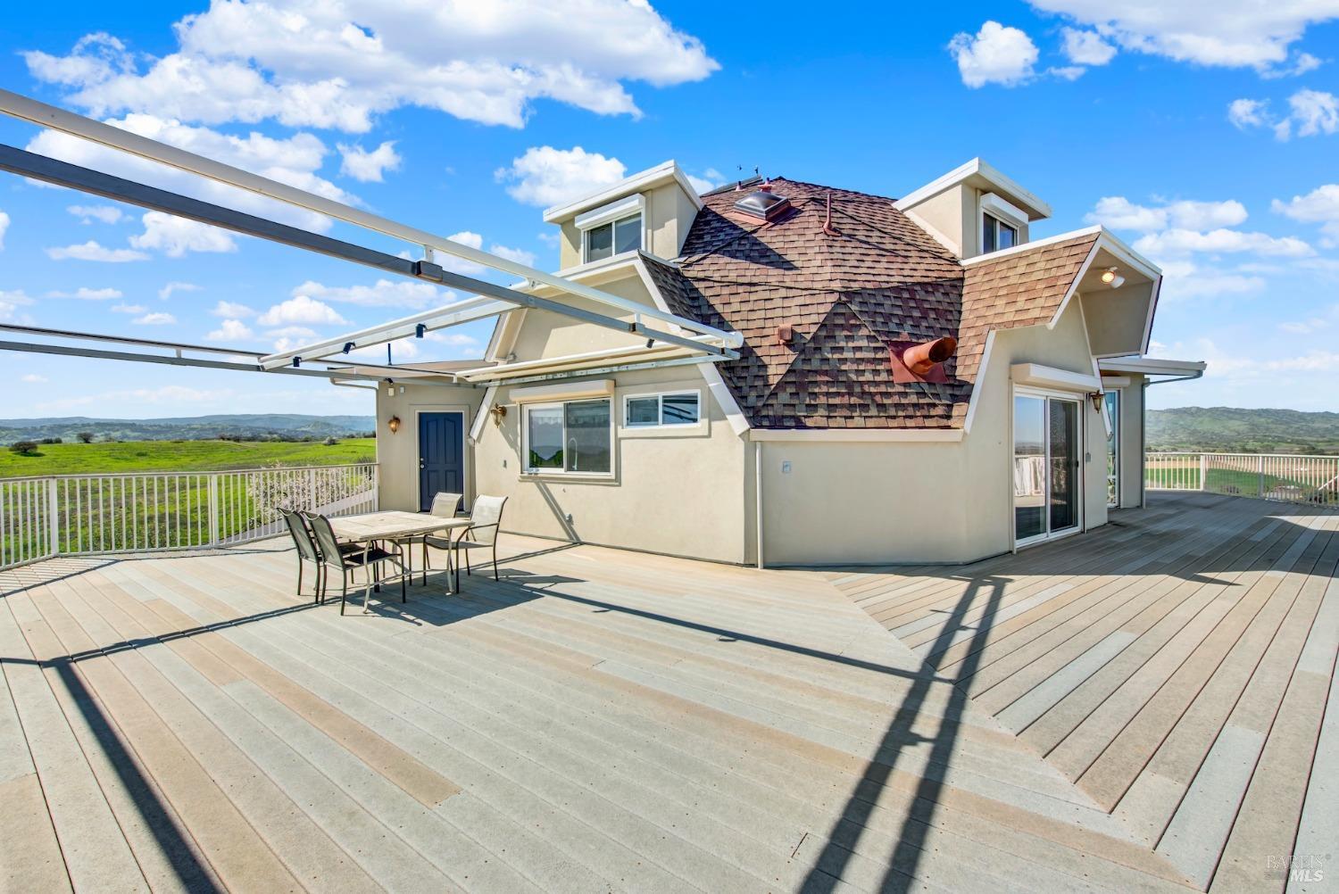 Winters, California, 95694, United States, 4 Bedrooms Bedrooms, ,4 BathroomsBathrooms,Residential,For Sale,1995750